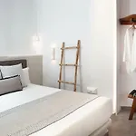 Irene Fira (Santorini)