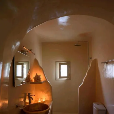 Irene Bed & Breakfast Fira (Santorini)