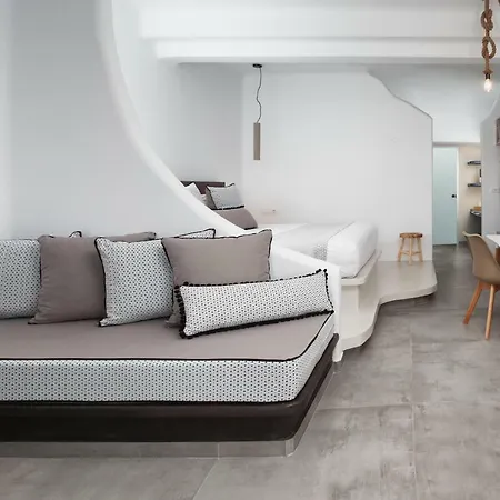 Irene 4* Fira (Santorini)