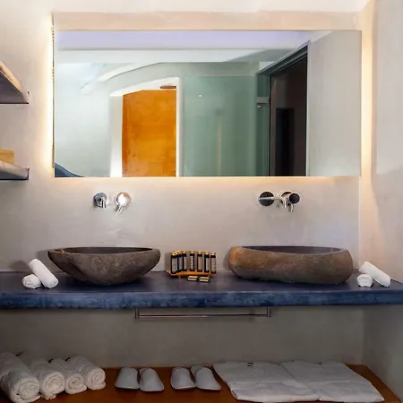 Irene 4* Fira (Santorini)